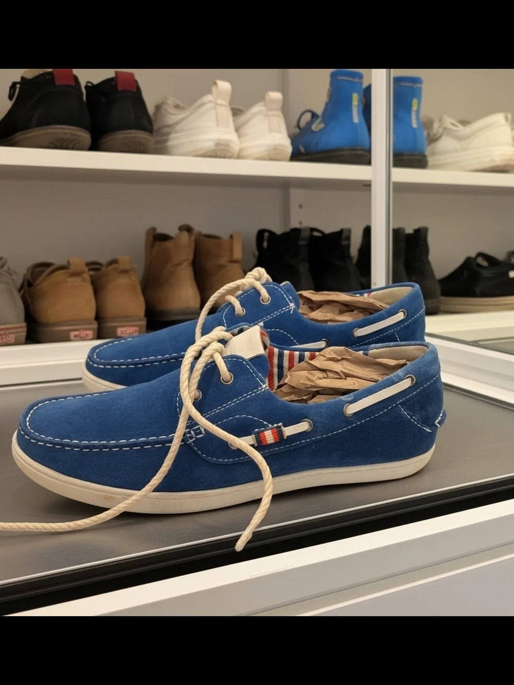 Men's Blue Suede Boat Shoes with Contrast Laces SIZE 255/41      US MEN SIZE 9.5